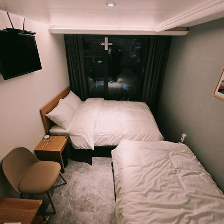 L Hostel Seoul Exterior photo