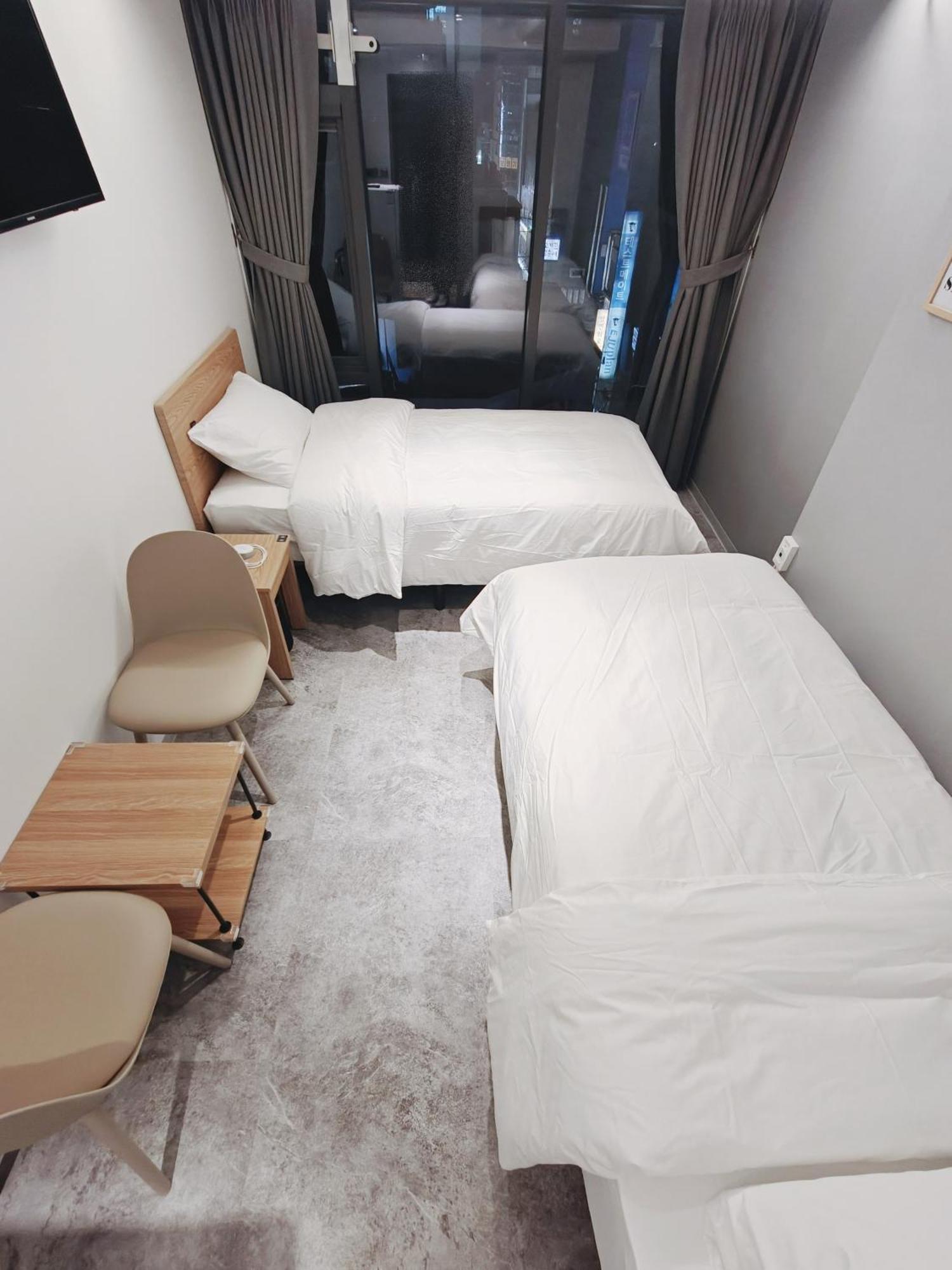 L Hostel Seoul Exterior photo