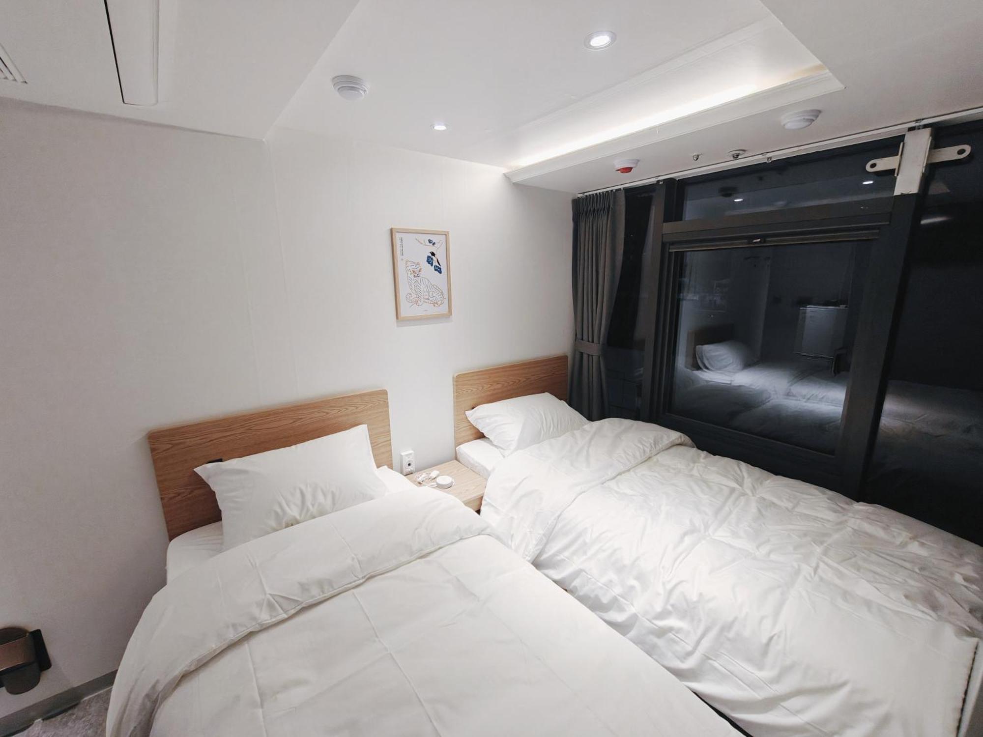 L Hostel Seoul Exterior photo