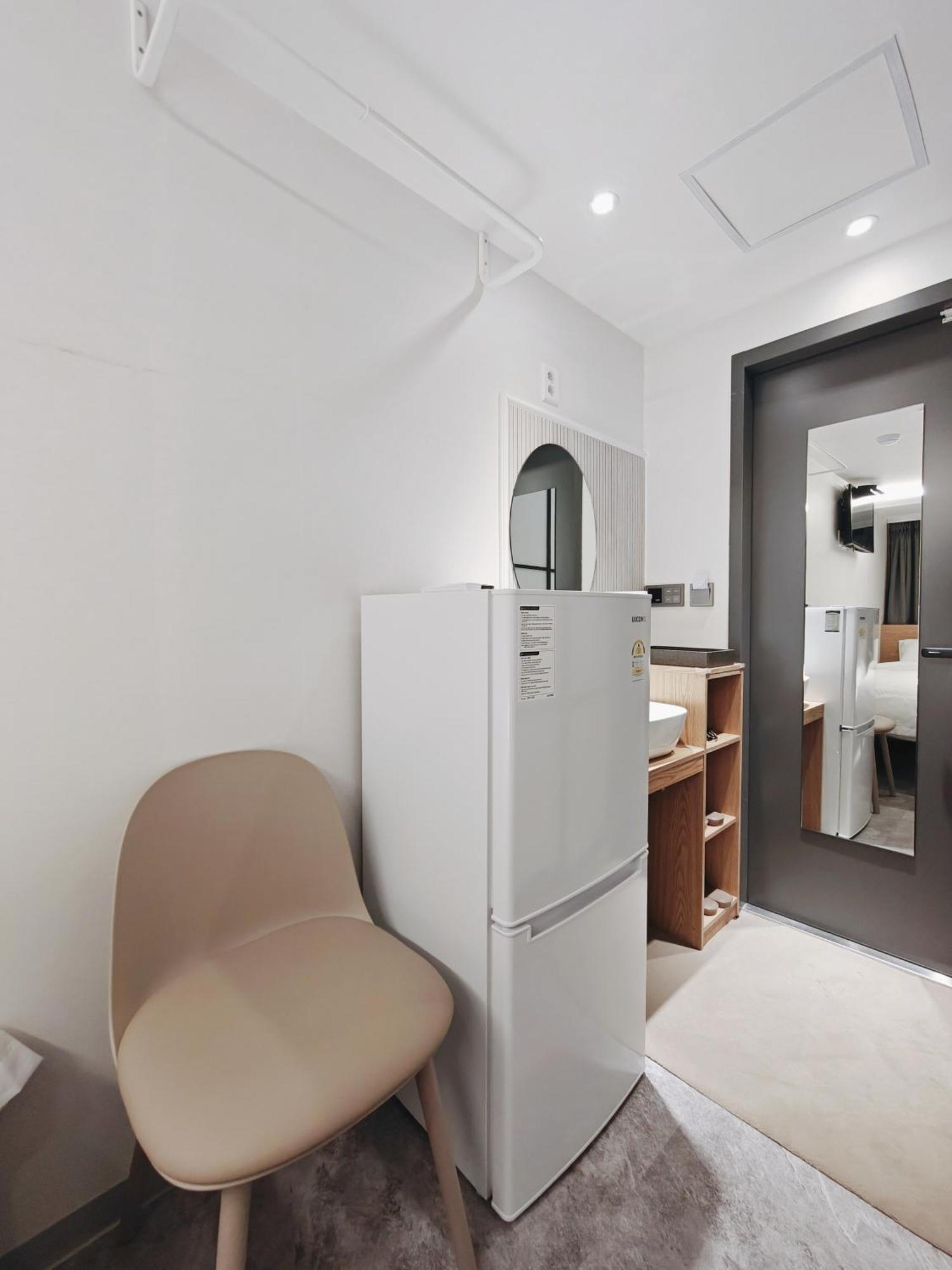 L Hostel Seoul Exterior photo