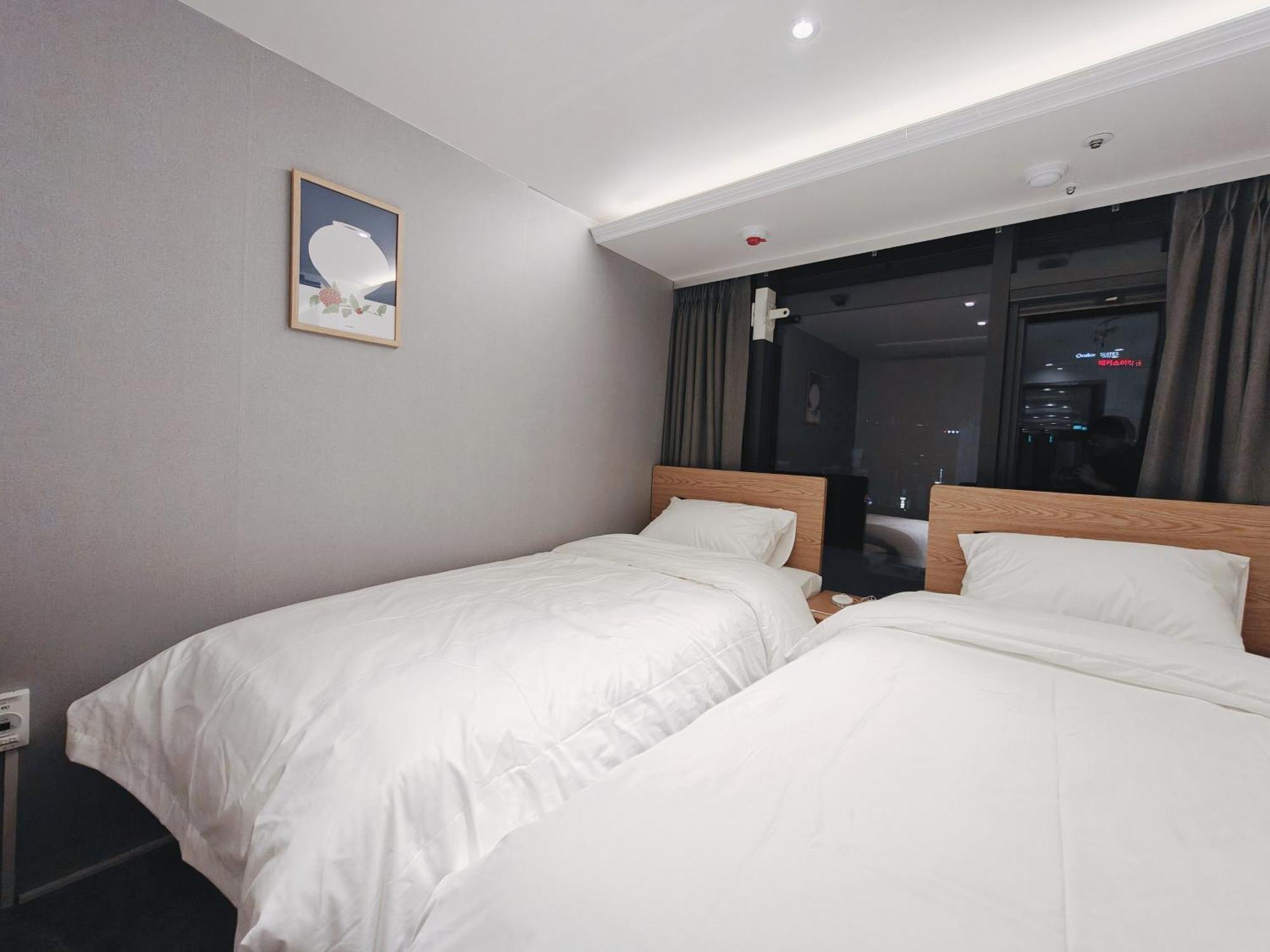 L Hostel Seoul Exterior photo