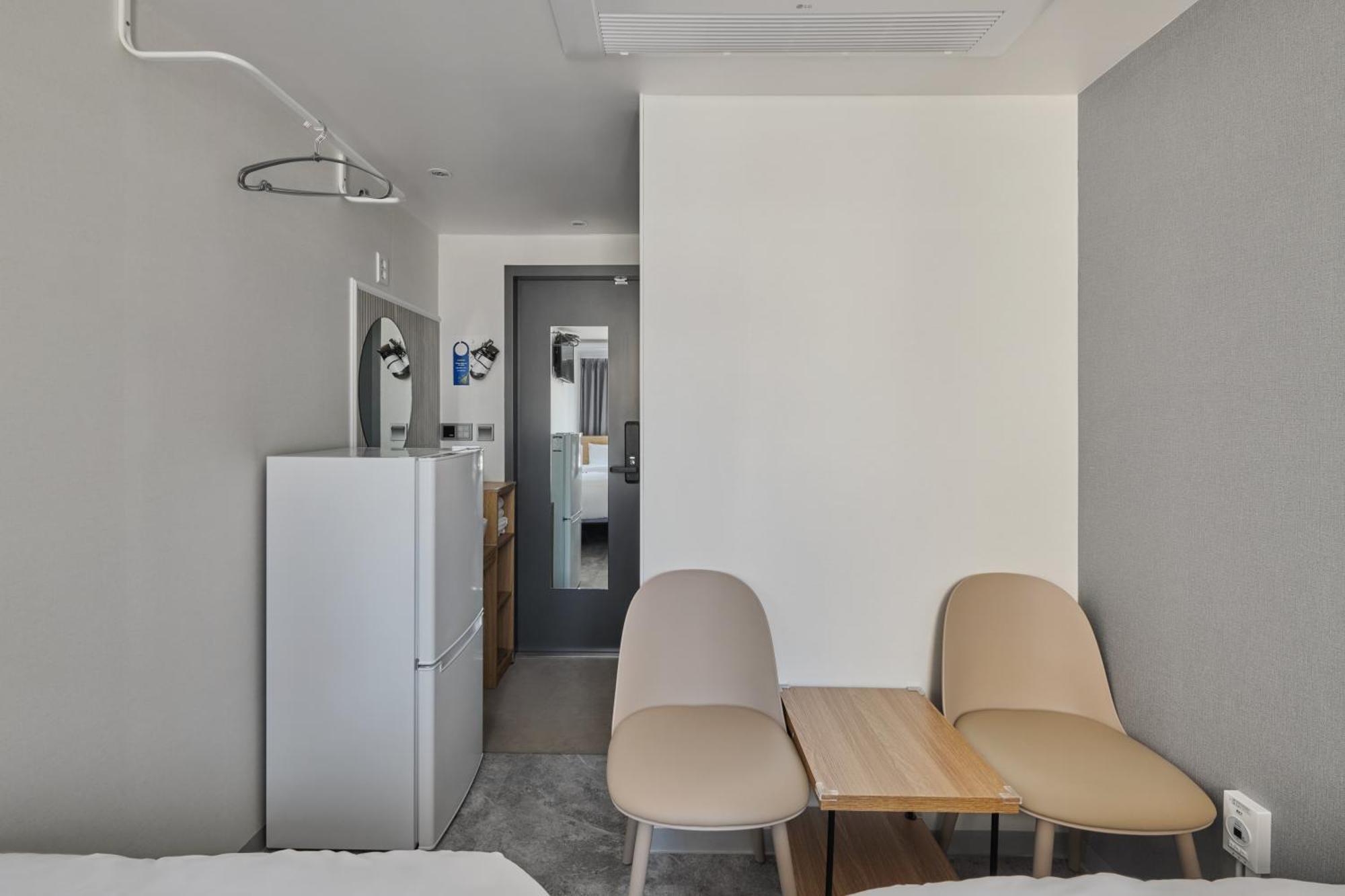 L Hostel Seoul Exterior photo