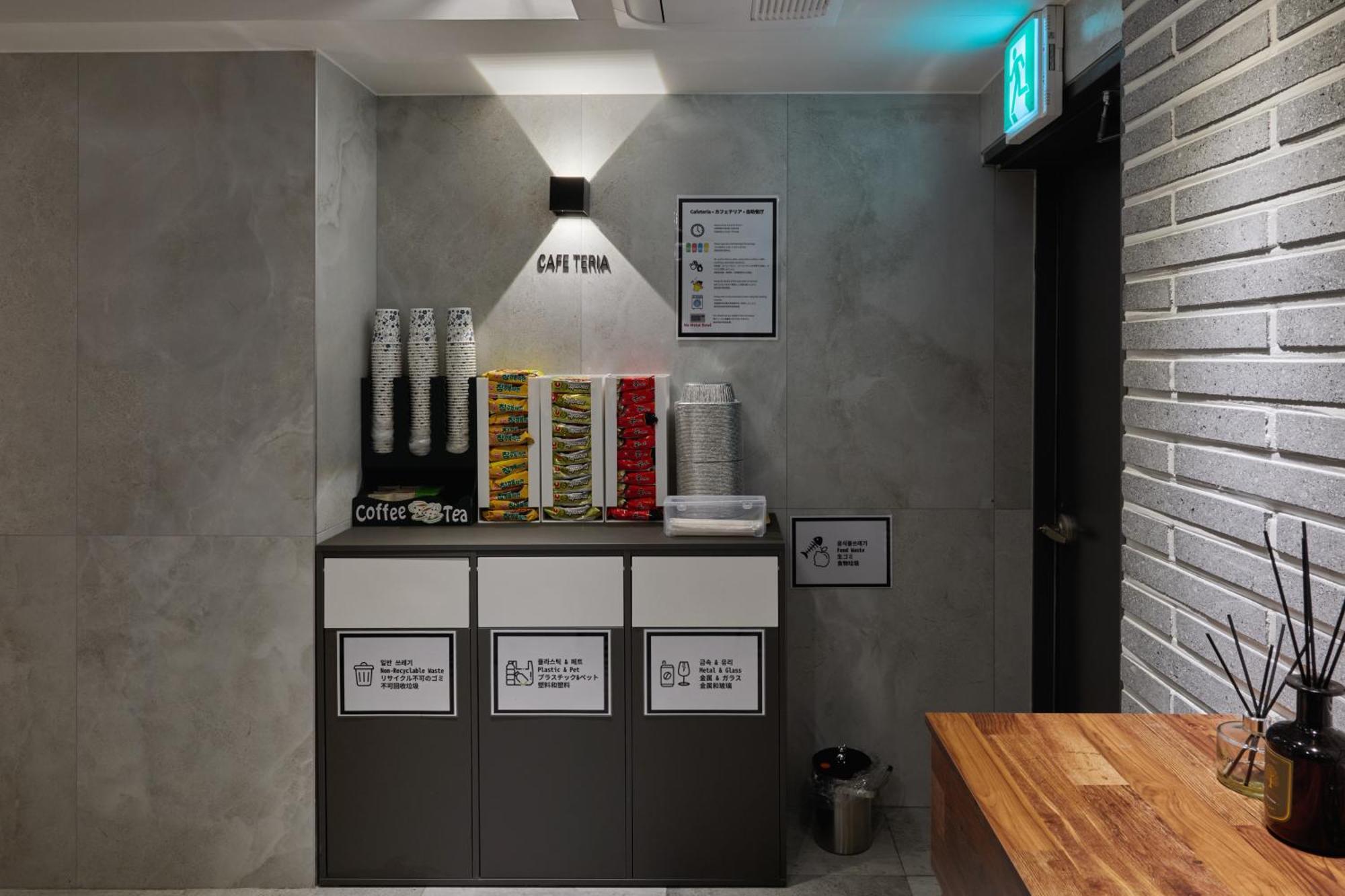 L Hostel Seoul Exterior photo