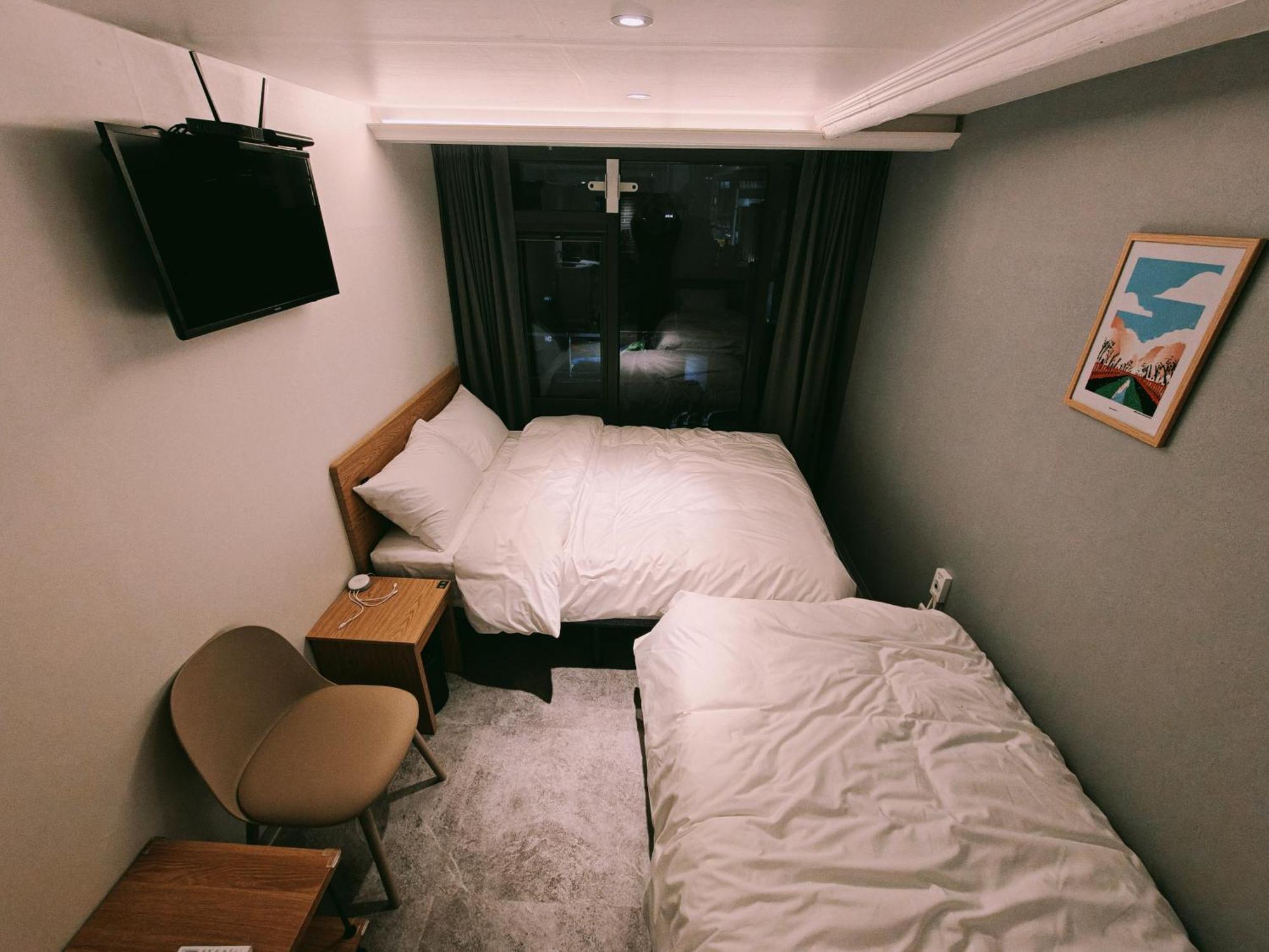 L Hostel Seoul Exterior photo