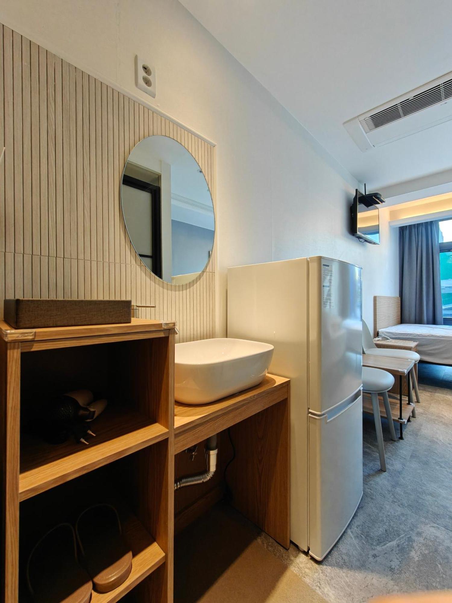 L Hostel Seoul Exterior photo